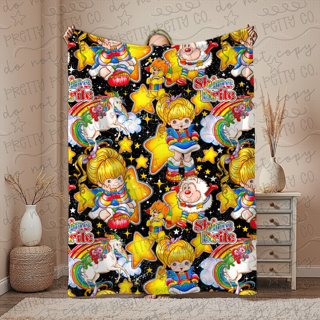RB Throw Blanket – Cozy Plush Nostalgic Blanket for 80s/90s Fans