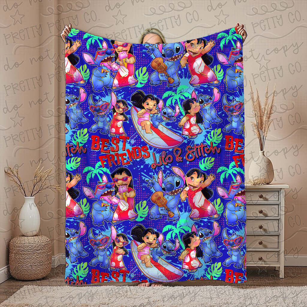 Blue Alien Best Friends Fan Blanket – Plush Throw, Soft Cozy Blanket, Exclusive Edition