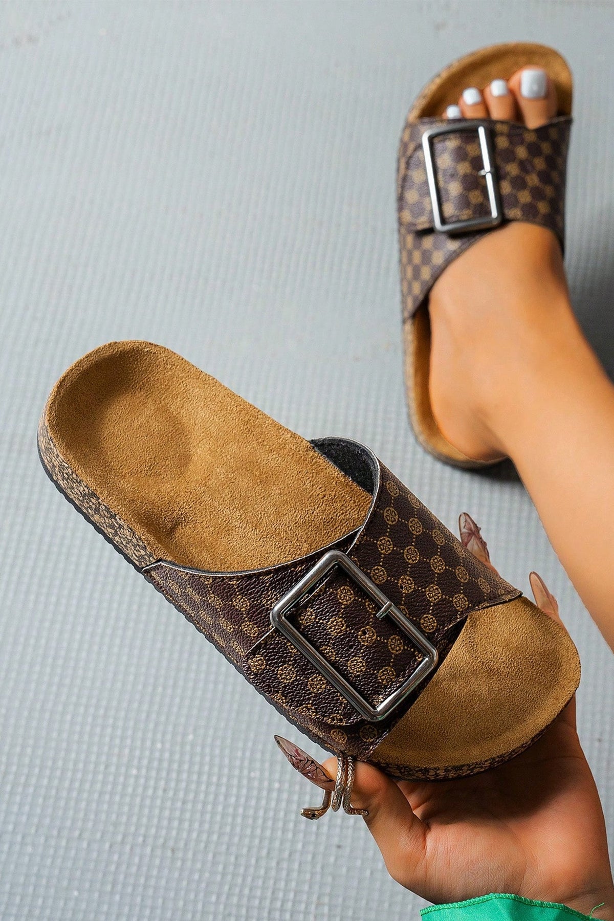 Color black Retro Geometric Print Buckle Strap Flat Slippers - Pretty Petty Co