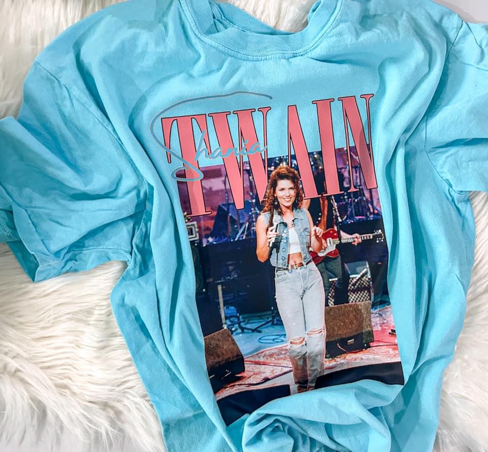 Vintage 90s Country Queen Tee | Retro Cowgirl Pop Music Inspired Graphic Shirt | Iconic Country Style T-Shirt - Pretty Petty Co