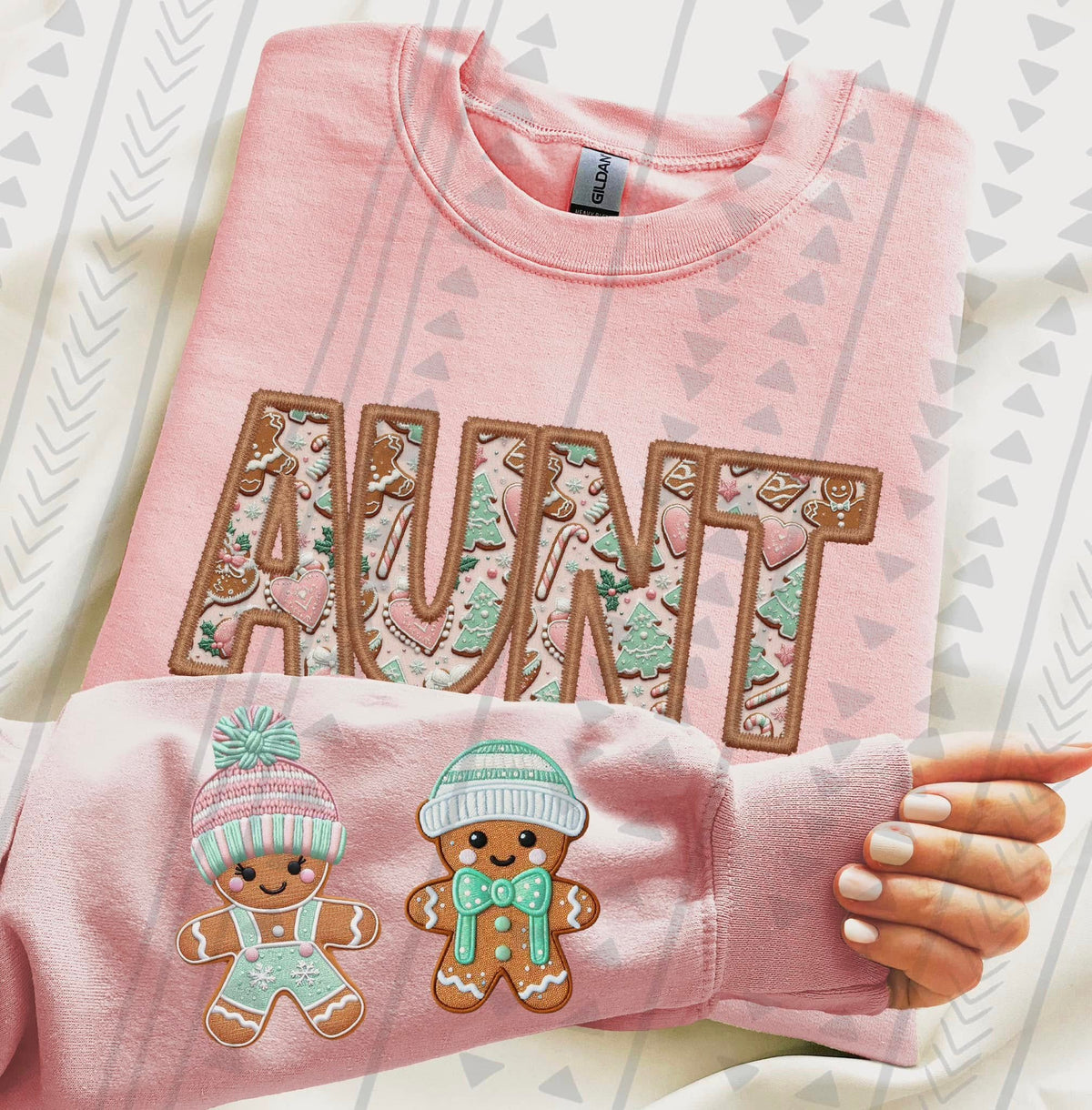 1. Aunt Gingerbread Christmas Sweatshirt – Light Pink Gildan Crewneck – Cute Holiday Aunt Shirt