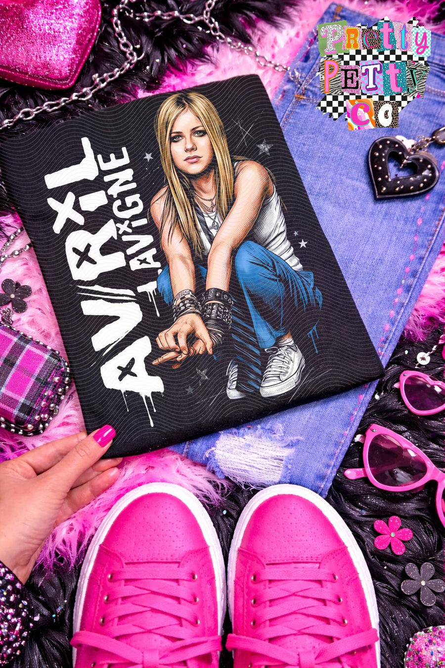 Avril Lavigne Shirt – 2000s Pop Punk Retro Graphic Tee, Vintage Music Icon Apparel, Classic Avril Lavigne Fan T-Shirt - Pretty Petty Co