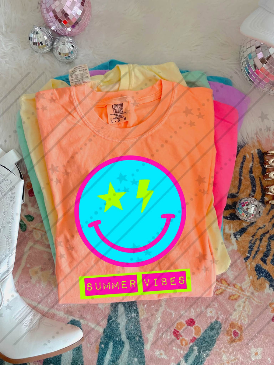 Summer Vibes Smiley Shirt | Colorful Smiley Face Tee | Retro Summer Graphic Tee | Cute Vacation Shirt | Sunshine Apparel