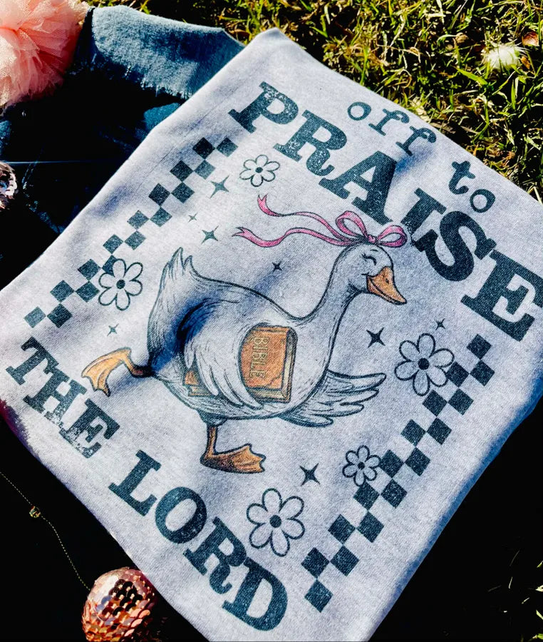 Off to Praise the Lord (Gildan Tee) - Pretty Petty Co
