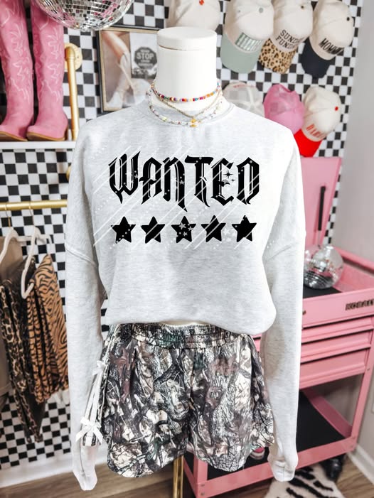 Wanted Western Graphic Sweatshirt | Trendy Country Cowgirl Crewneck | Vintage Western Apparel | Rodeo Graphic Pullover