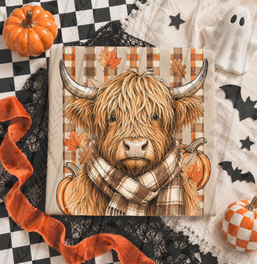 Highland Cow Fall Graphic Tee – Cute Autumn Pumpkin Seasonal Shirt