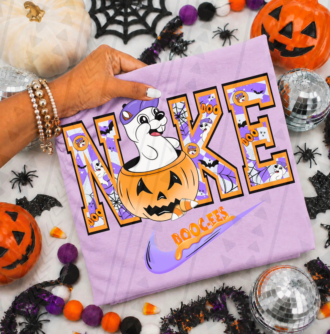 Spooky Halloween Ghost Graphic Tee – Cute Retro Halloween Shirt