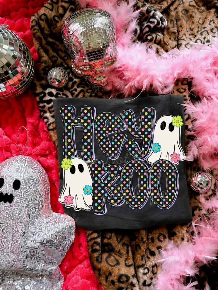 Hey Boo Ghost Halloween Graphic Tee | Cute Floral Ghost Retro Halloween Shirt