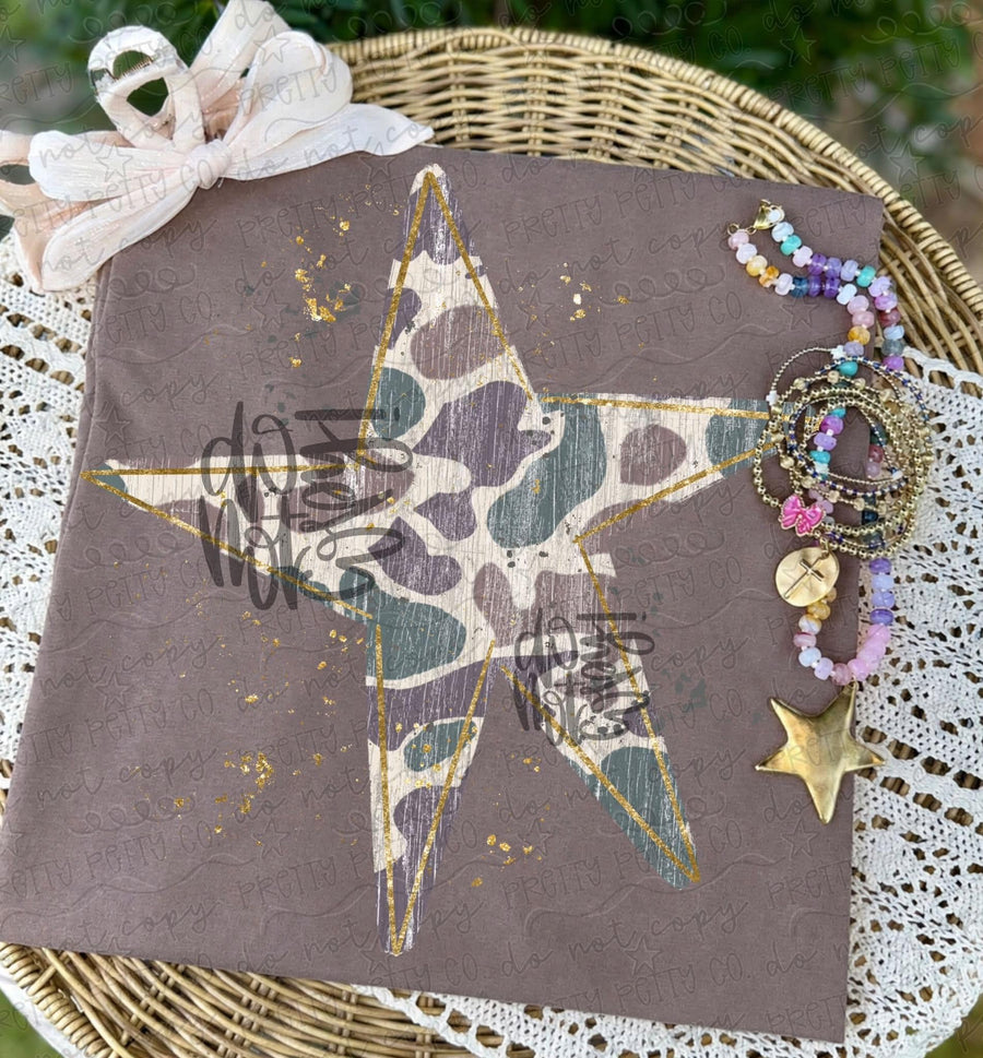 Camo Star Graphic Tee | Distressed Camouflage Star Shirt | Vintage Camo Country Graphic T-Shirt | Trendy Western Tee