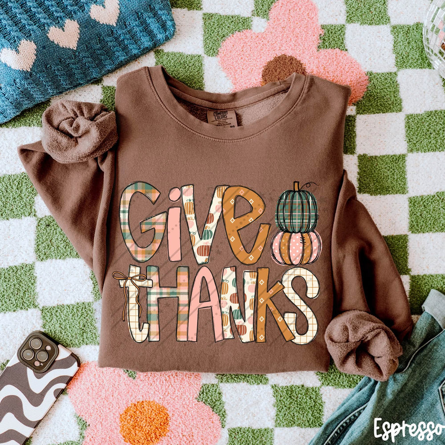 Give Thanks Fall Graphic Sweatshirt – Retro Pumpkin Thanksgiving Crewneck