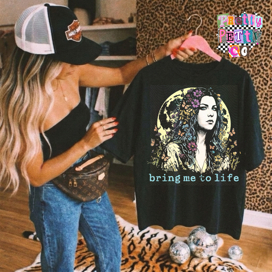 Vintage Band Tee – Classic Rock Graphic Shirt, Retro Music Apparel - Pretty Petty Co