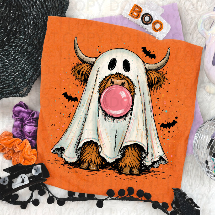 Halloween Highland Cow Ghost Shirt | Cute Spooky Cow Tee | Bubble Gum Ghost Fall Graphic T-Shirt
