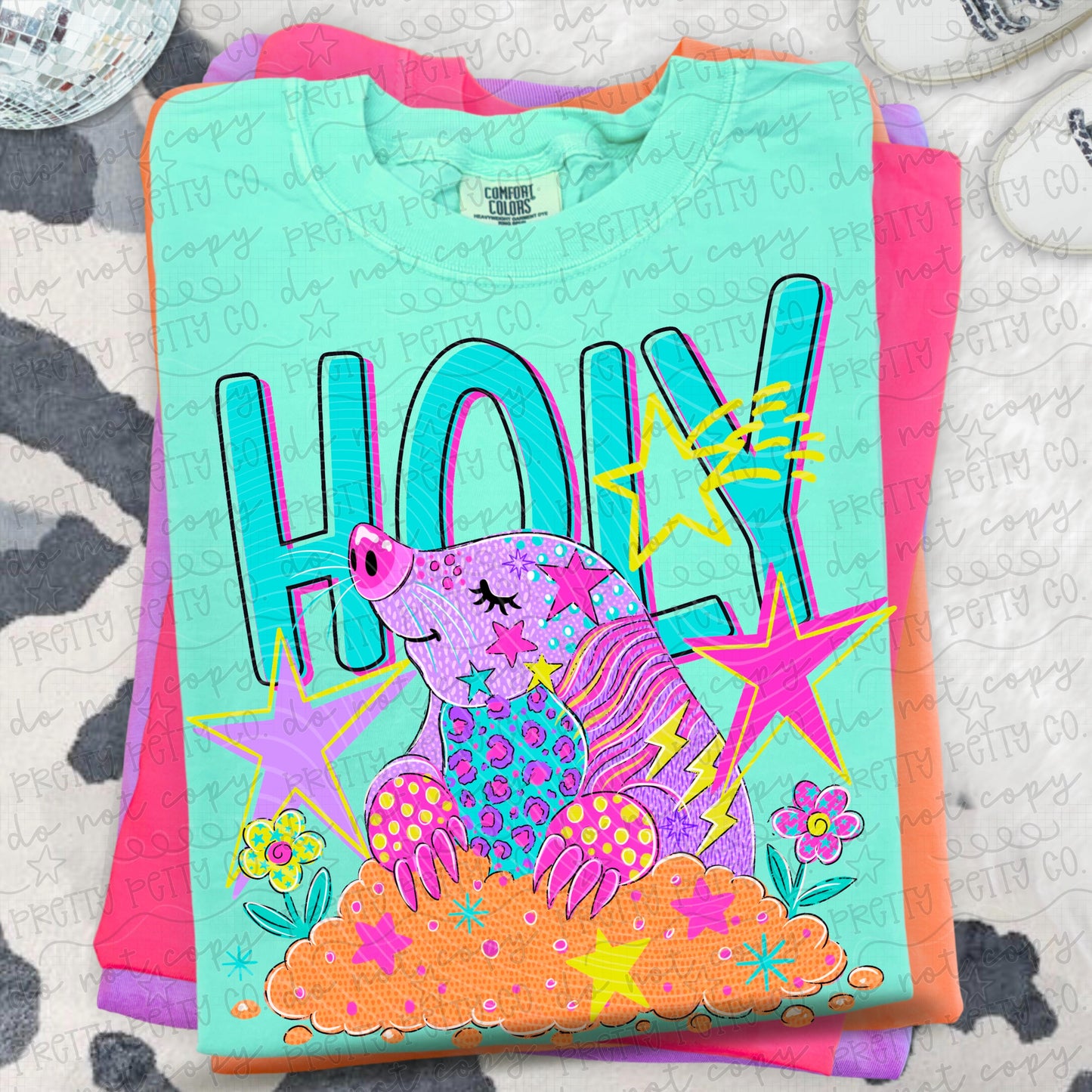 Holy Moly Funny Shirt, Vintage Farm Animal Graphic Tee, Cute Animal Pun T-Shirt, Funny Casual Barn Shirt for Women and Kids