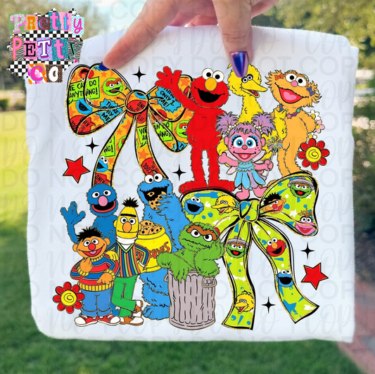 Sesame Street Elmo Graphic T-Shirt – Nostalgic Kids TV Show Tee
