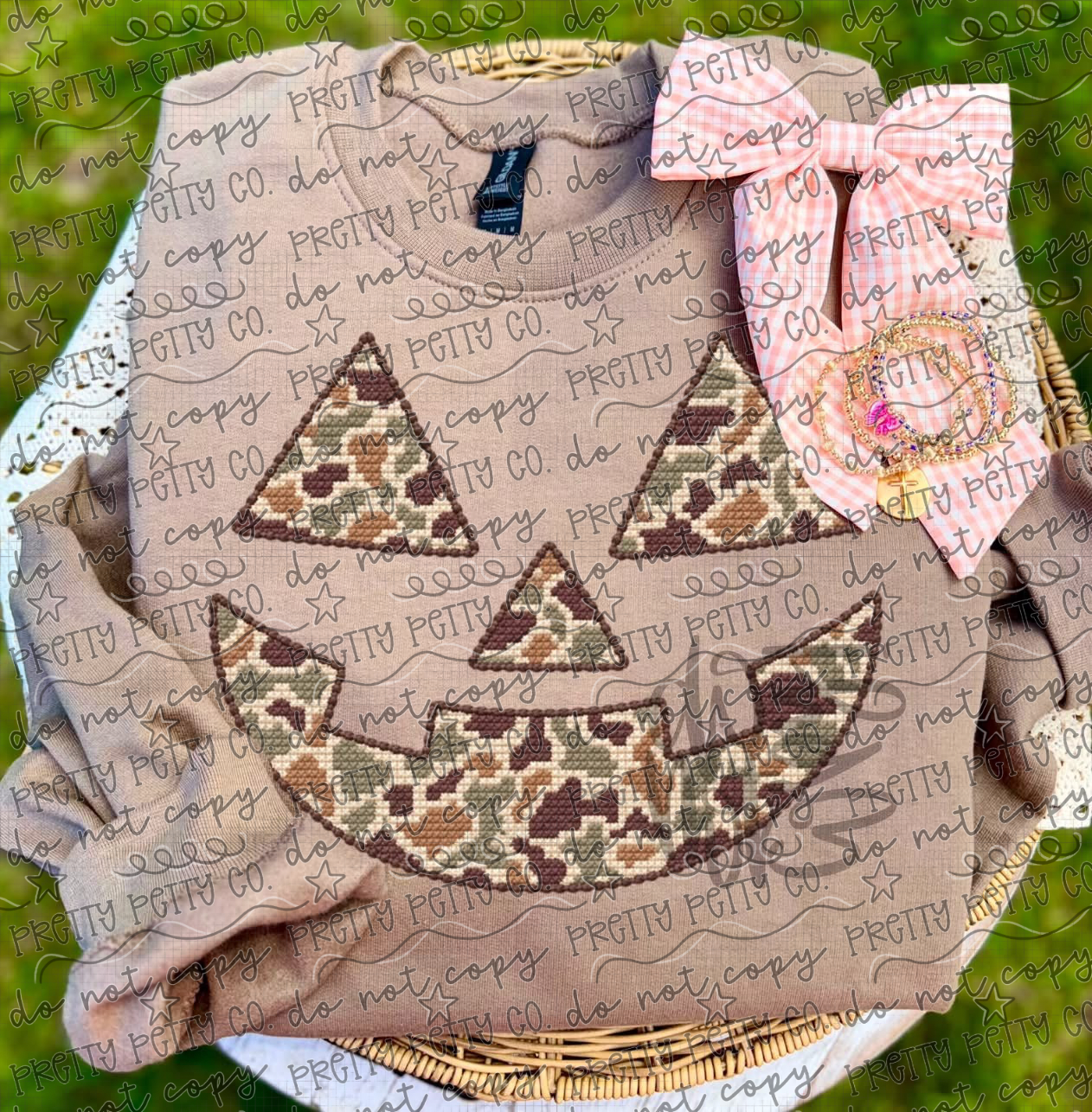 Camo Pumpkin Face Halloween Sweatshirt | Faux Stitch Jack O Lantern Crewneck | Fall Camo Graphic Sweatshirt