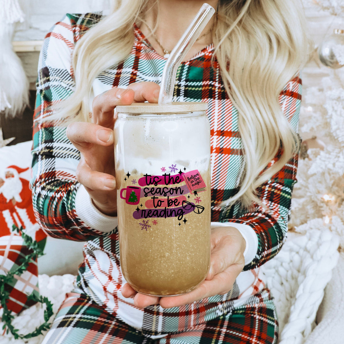 Tis the Season to Be Reading Clear Glass Cup