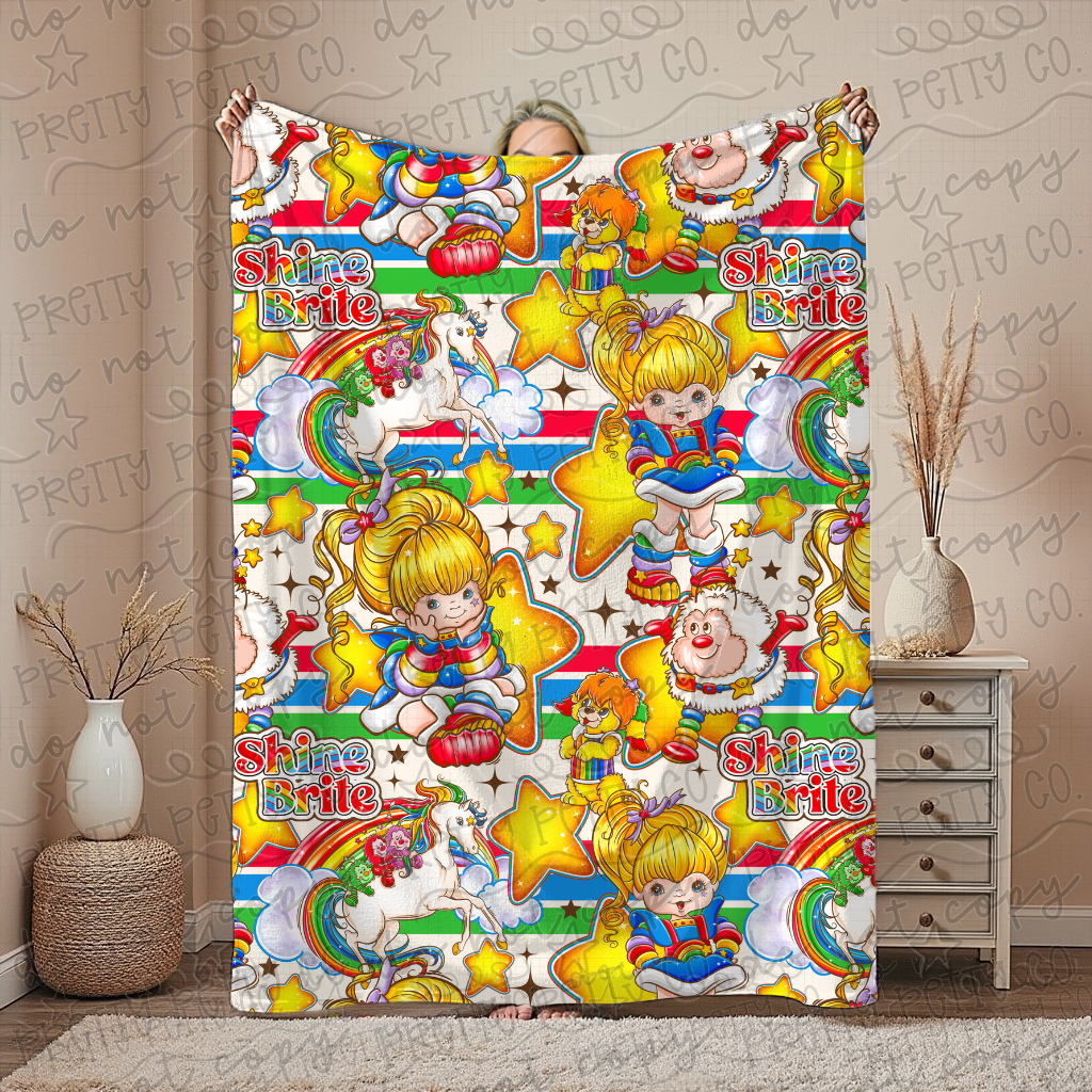RB Throw Blanket – Cozy Plush Nostalgic Blanket for 80s/90s Fans