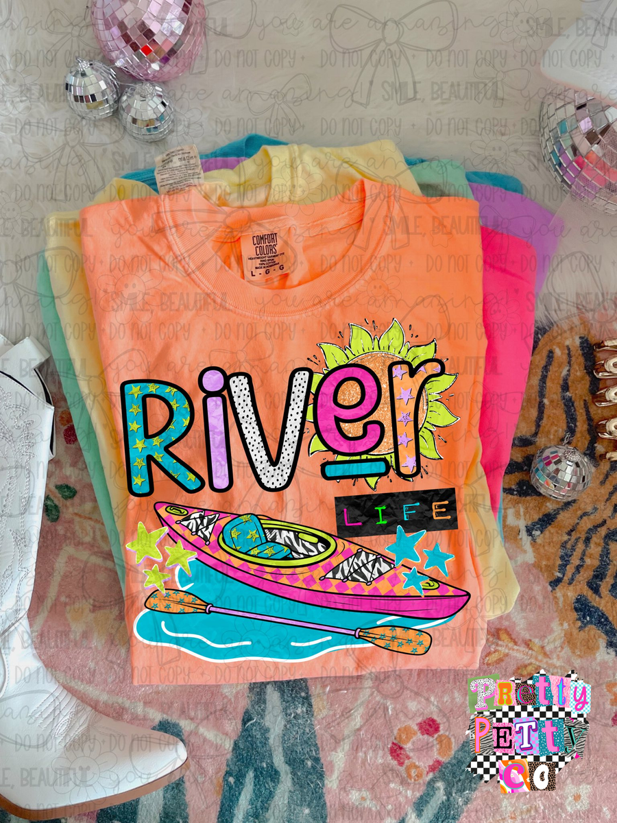 River Life Shirt for Women – Outdoor Adventure Graphic Tee – Lake Days & River Vibes Summer T‑Shirt - Pretty Petty Co