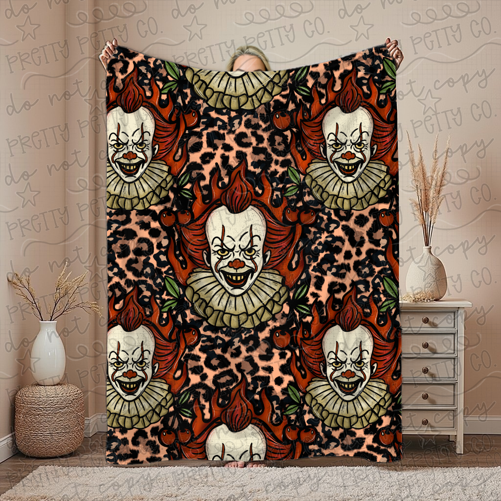 Exclusive Spooky Leopard Plush Blanket – Cozy Throw for Kids & Adults