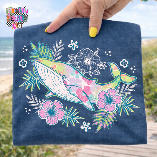 Floral Whale Graphic Tee for Women – Cute Coastal Ocean Shirt – Boho Floral Sea Life T‑Shirt – Beachy Summer Vibes Top