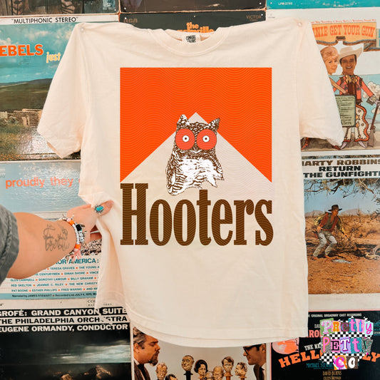 Hooters Inspired Retro Shirt | Vintage Owl Mascot Graphic Tee | Aesthetic Tee