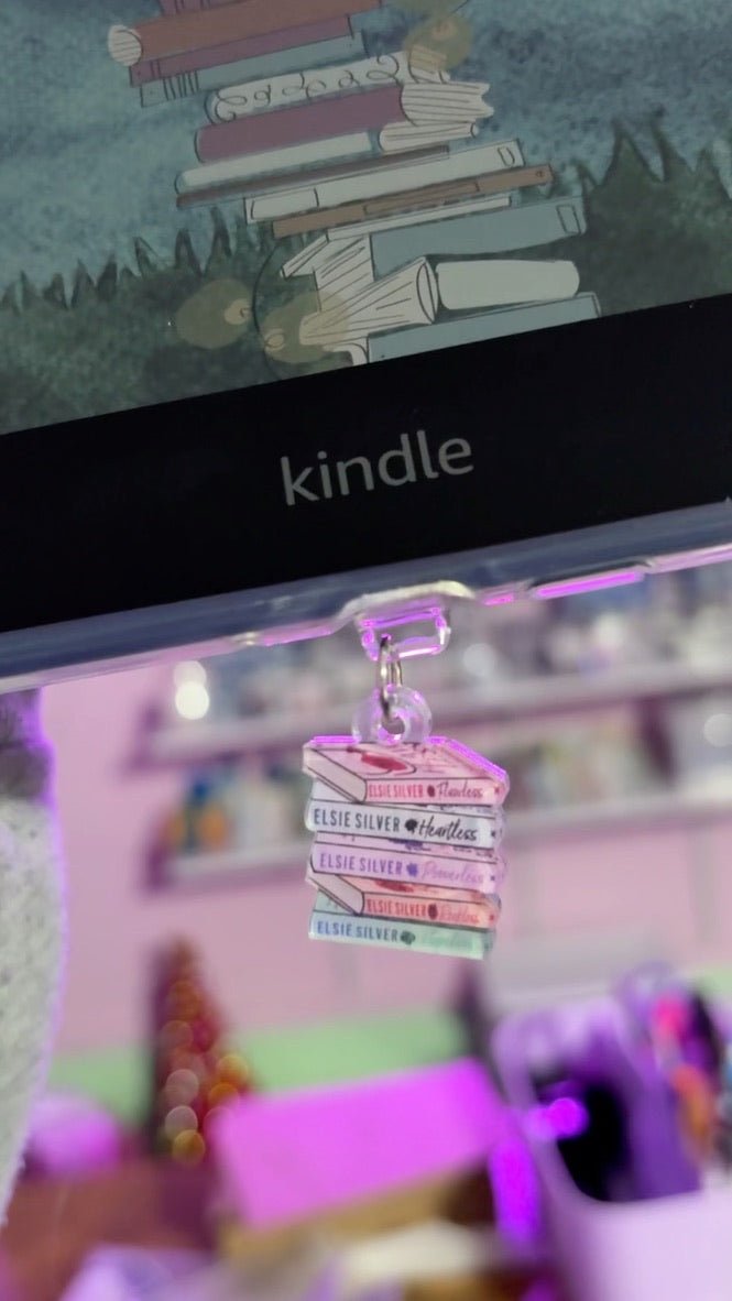 Chestnut Springs Bookstack Inspired USB-C Dust Plug, Cup Charm, Hook Clasp, Star Finish - Pretty Petty Co