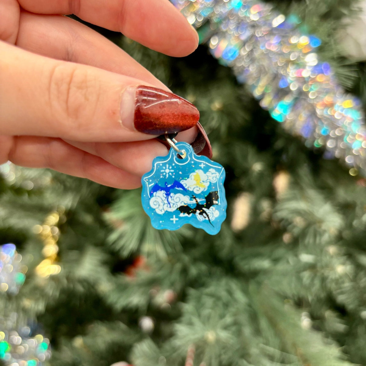 Fourth Wing Inspired Dragons Glow in the Dark Sparkle Double Sided USB-C Dust Plug Kindle Charm - Pretty Petty Co