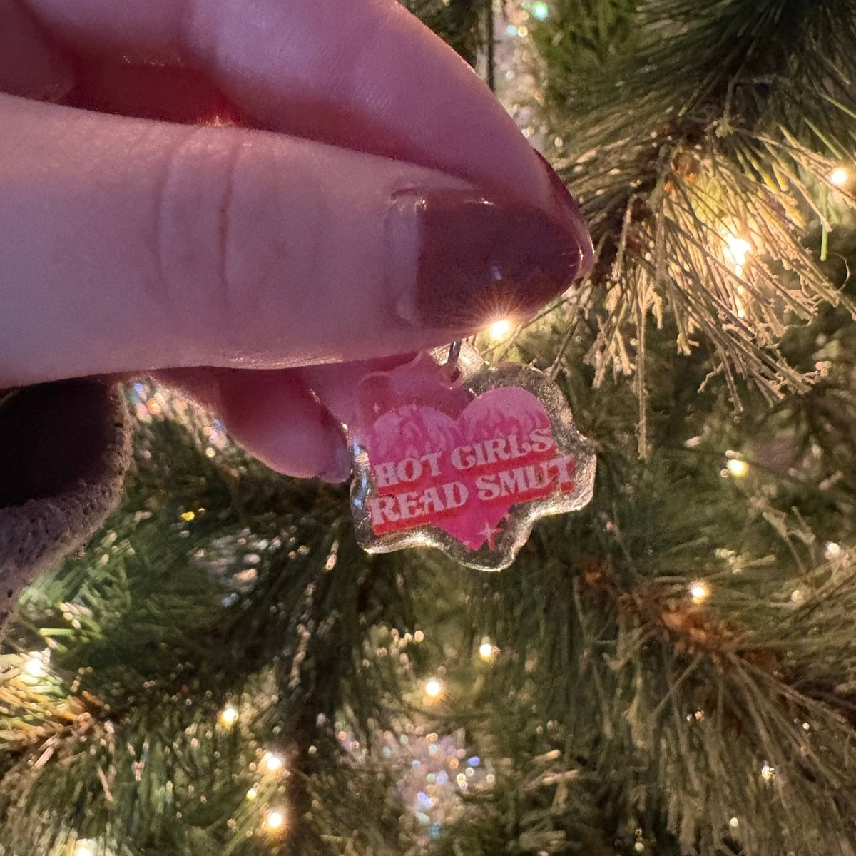 Hot Girls Read Smut Glitter USB-C Kindle Charm - Pretty Petty Co