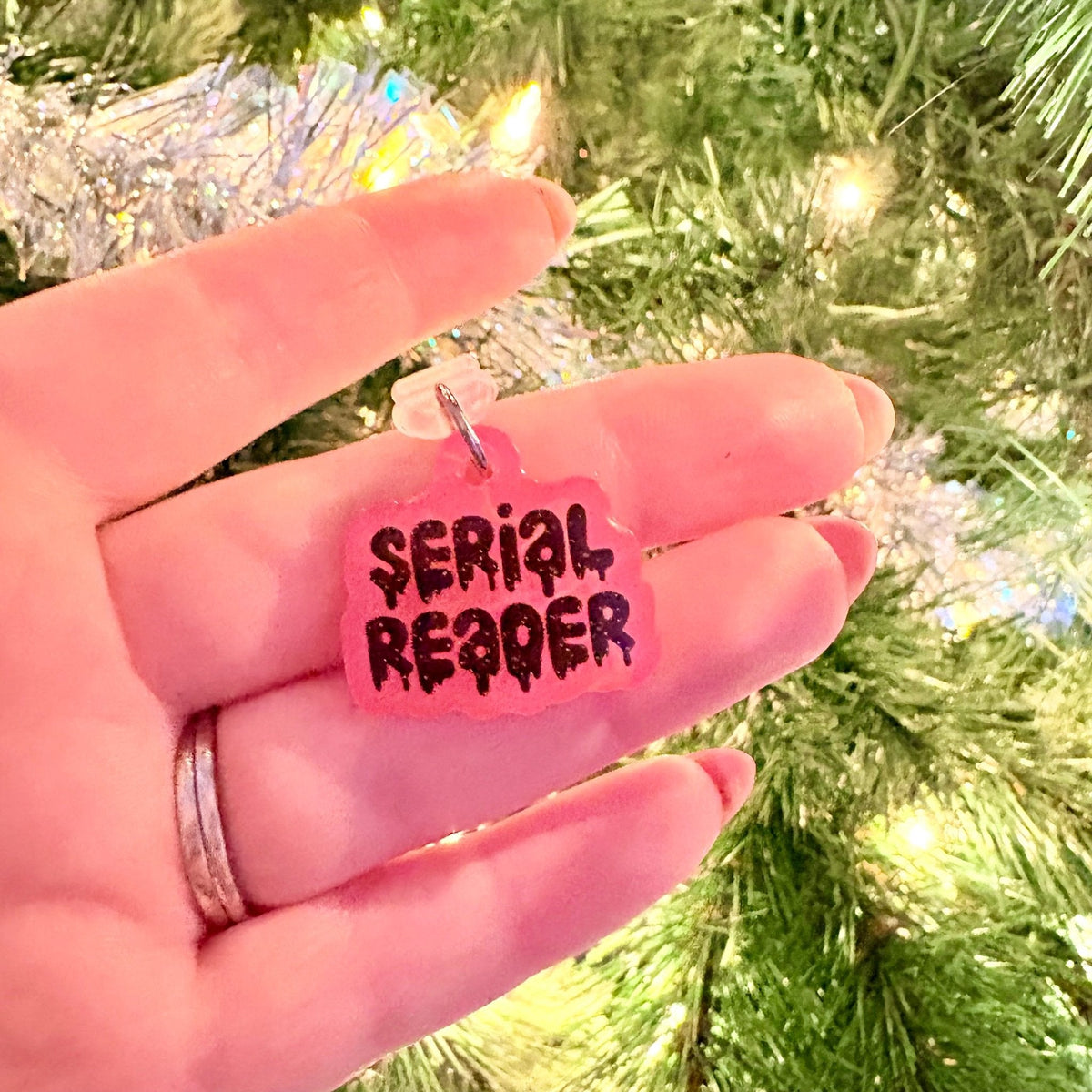 Serial Reader USB-C Kindle Charm Glow in the Dark - Pretty Petty Co
