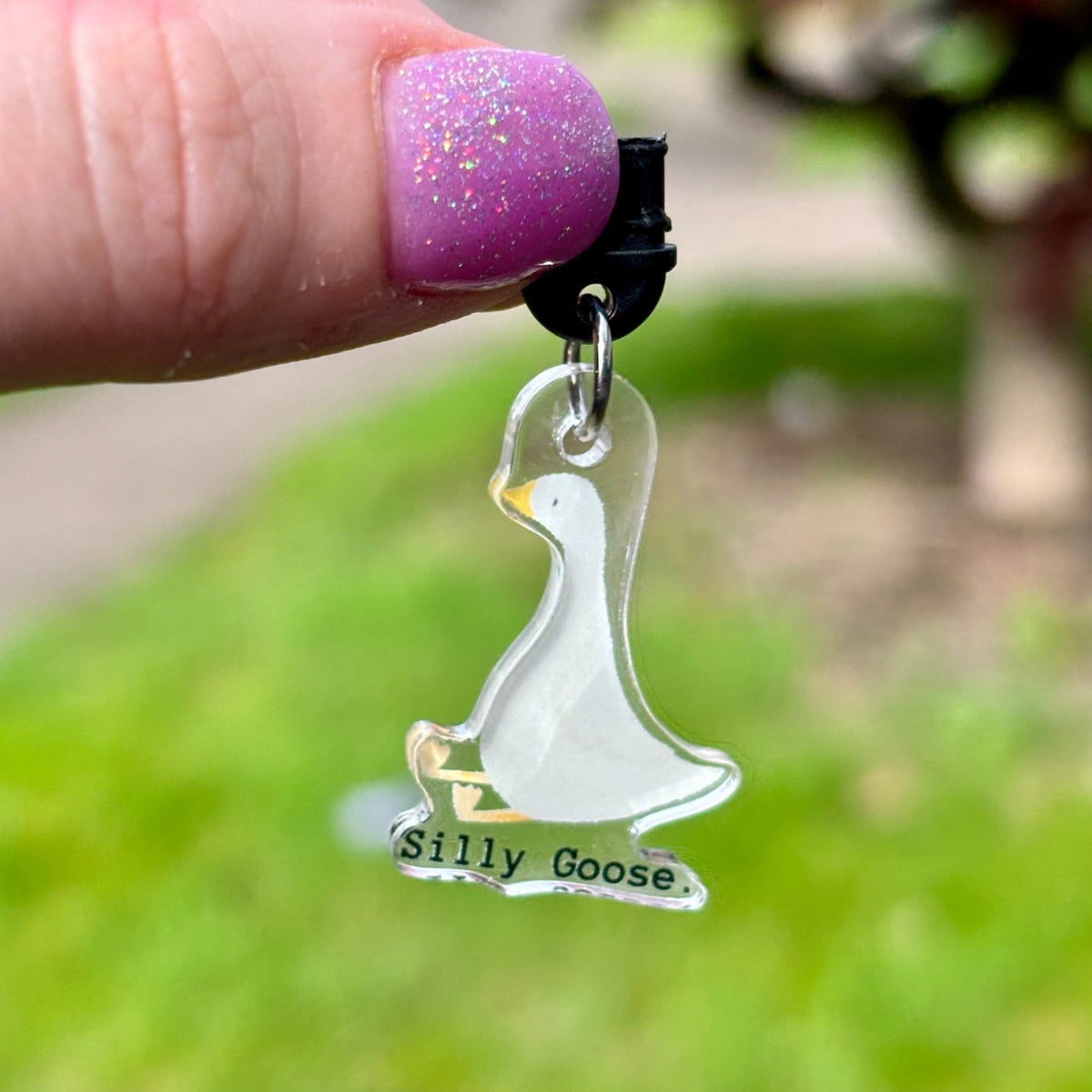Silly Goose Dust Plug USB-C Hook - Pretty Petty Co