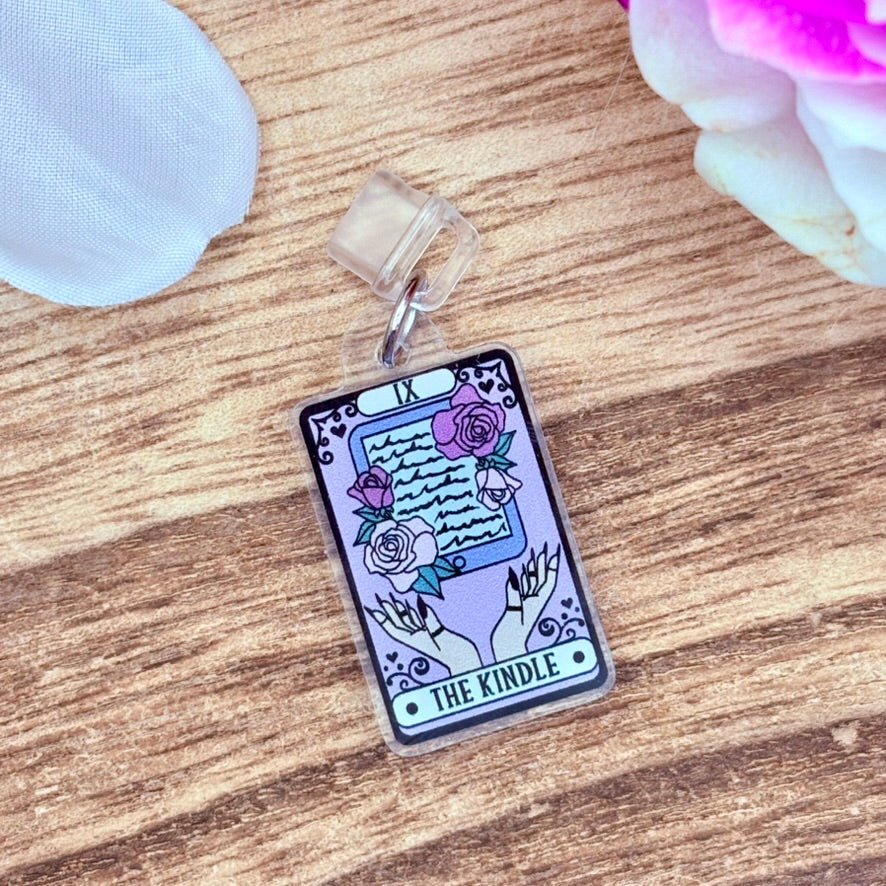 The Kindle USB-C Dust Plug - Pretty Petty Co