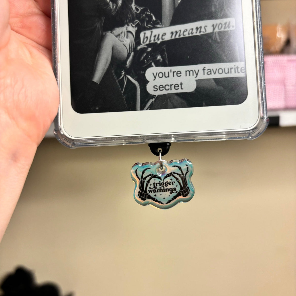 Trigger Warnings Smut Holographic Sparkle USB-C Dust Plug Kindle Charm - Pretty Petty Co